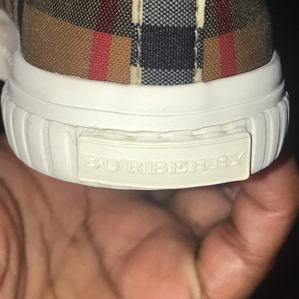 5.5 Burberry toddler shoes